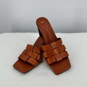 Tan, Brown ZARA Slides, Heeled slip-on leather shoes Size 38